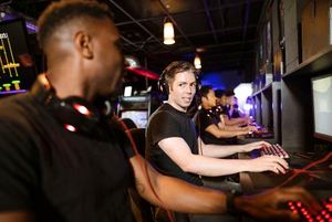 game gian lận 8Day